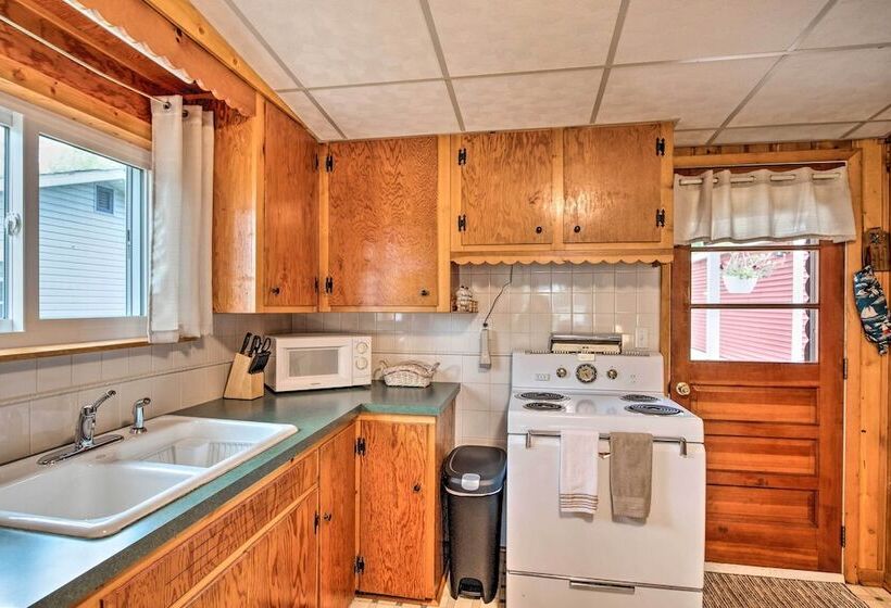 National City Cottage W/ Patio, Steps To Lake!