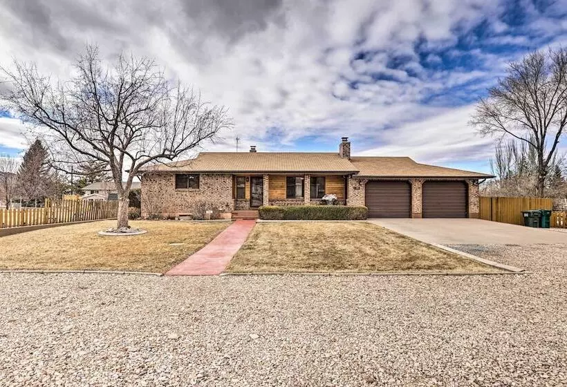 Parowan Escape With 2 Game Rooms, Deck & Yard!