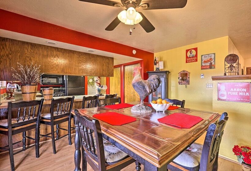 Parowan Escape With 2 Game Rooms, Deck & Yard!