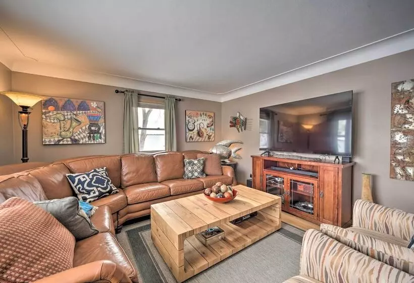 Pet Friendly Retreat ~ 1 Mi To St Louis River!