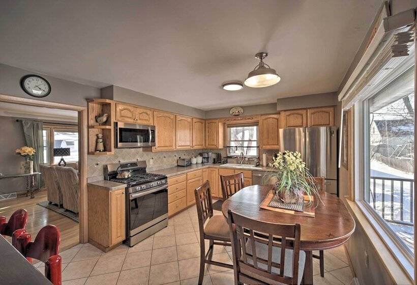 Pet Friendly Retreat ~ 1 Mi To St Louis River!