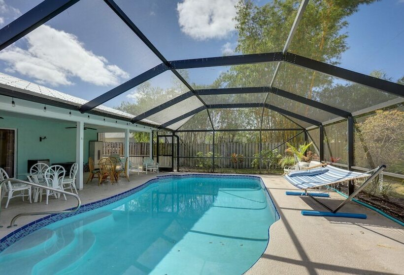 Port St. Lucie Home W/ Private Pool And Grill!