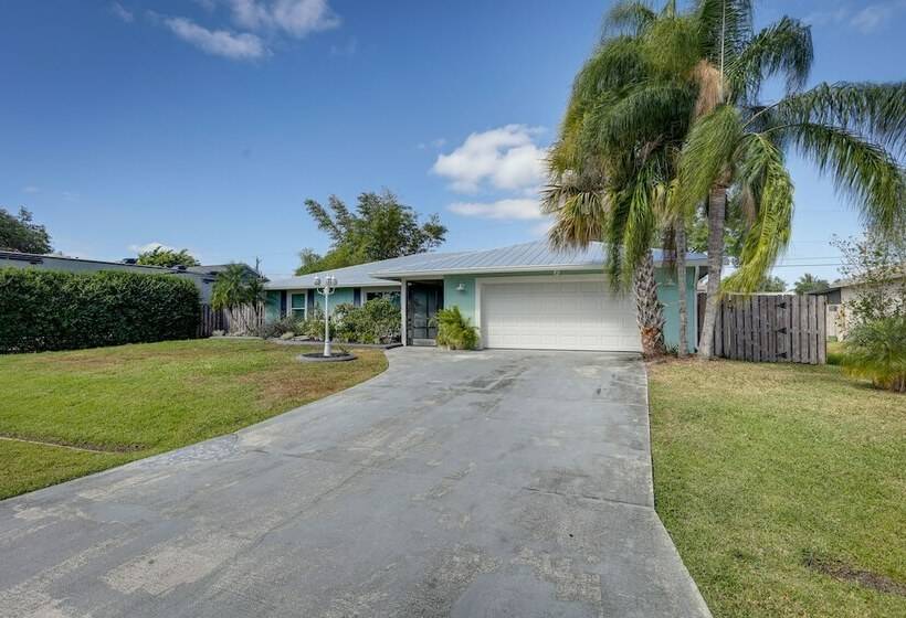 Port St. Lucie Home W/ Private Pool And Grill!