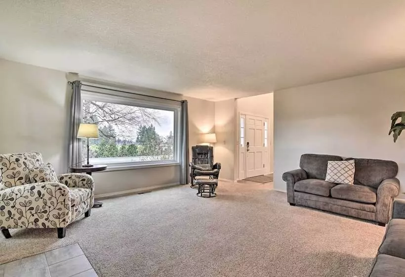 Portland Area Home, 32 Mi To Mt Hood!