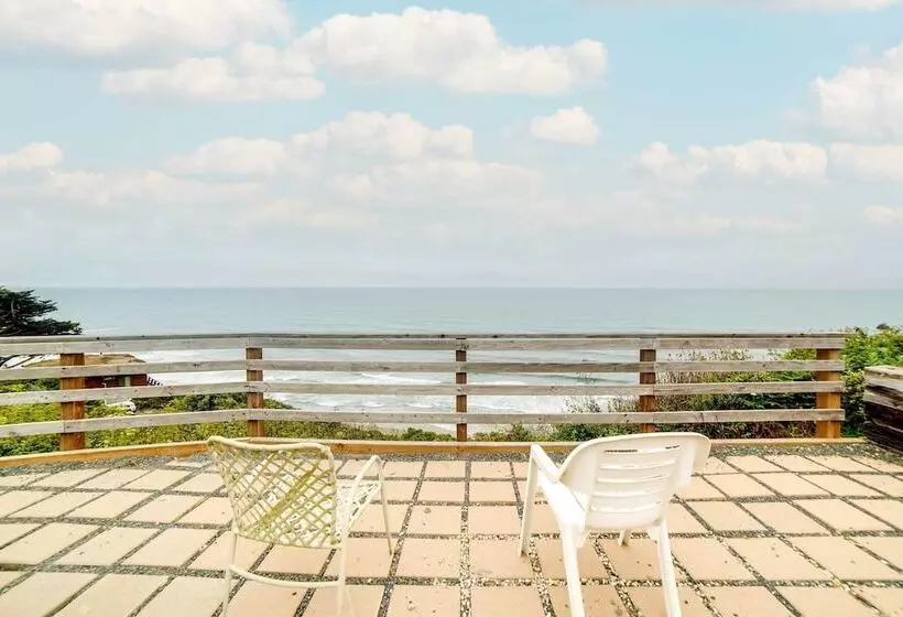 Rahus Ocean Refuge  With Manchester Coast Views!