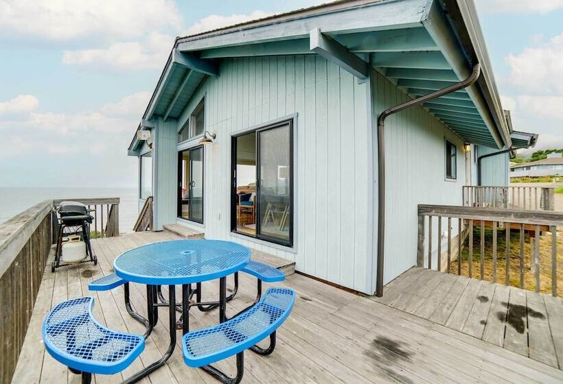 Rahus Ocean Refuge  With Manchester Coast Views!