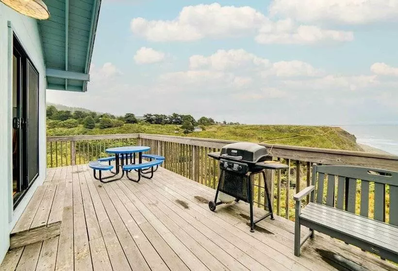 Rahus Ocean Refuge  With Manchester Coast Views!