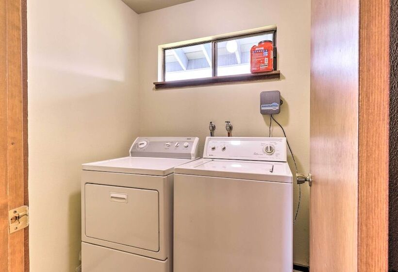 Rahus Ocean Refuge  With Manchester Coast Views!