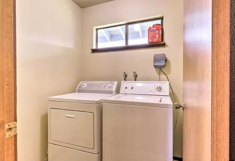 Rahus Ocean Refuge  With Manchester Coast Views!