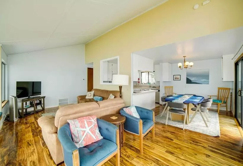 Rahus Ocean Refuge  With Manchester Coast Views!