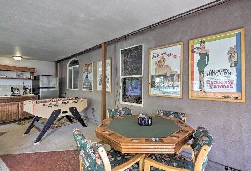 Red Rock Rambler  Moab Home W/ Hot Tub & Views!