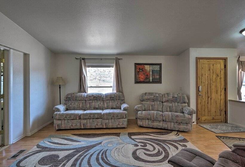 Red Rock Rambler  Moab Home W/ Hot Tub & Views!