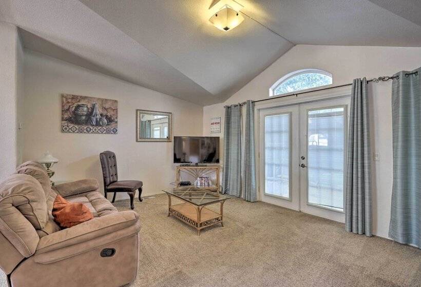 Red Rock Rambler  Moab Home W/ Hot Tub & Views!