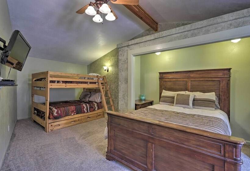 Red Rock Rambler  Moab Home W/ Hot Tub & Views!