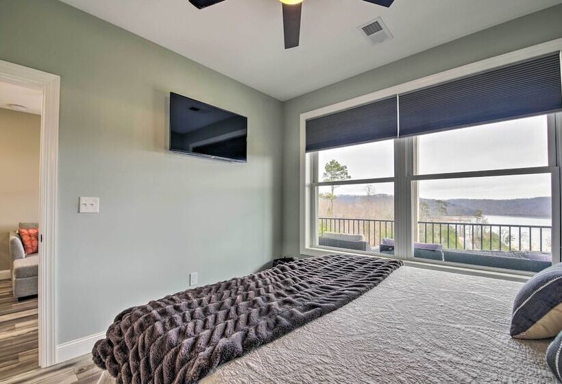 Refreshing Tennessee Vacation Rental!