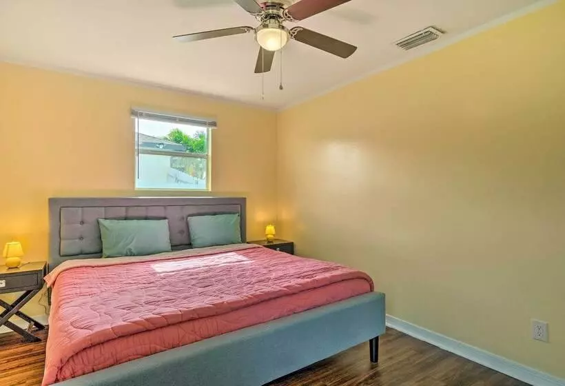 Private Pool: Family Friendly Cape Coral Retreat!