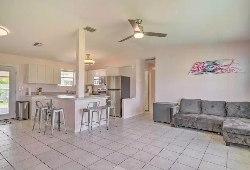 Private Pool: Family Friendly Cape Coral Retreat!