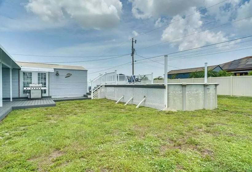 Private Pool: Family Friendly Cape Coral Retreat!