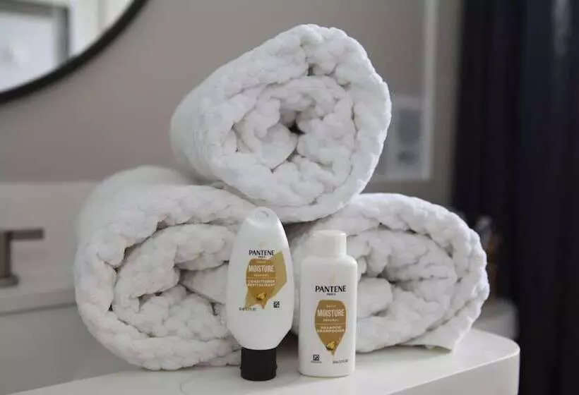 Residenssi Bow Tie Suite