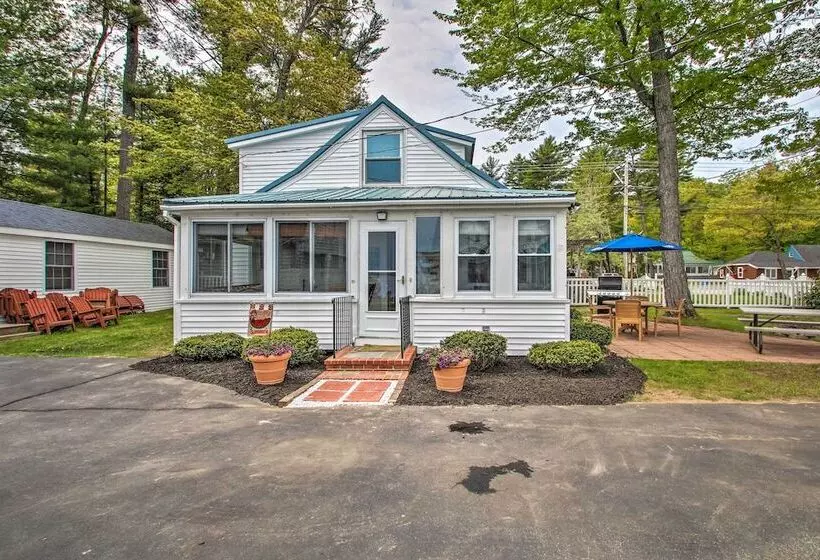 Sebago Lake Cottage W/ Patio + Beach Access!