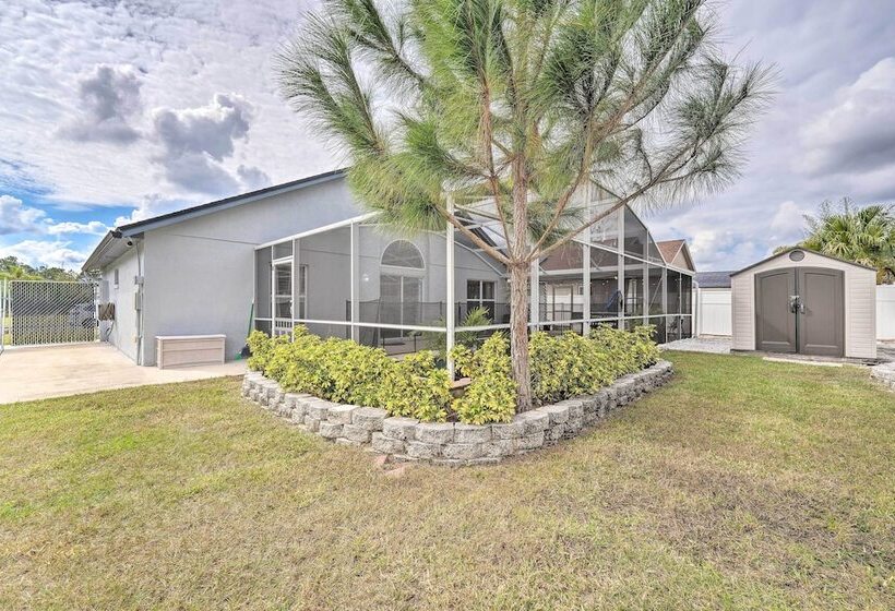 Kissimmee Retreat W/ Private Basketball Court!