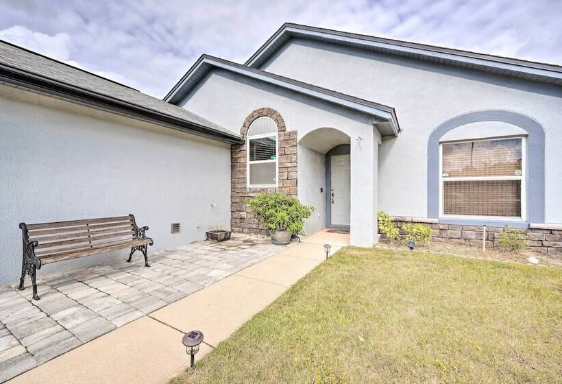 Kissimmee Retreat W/ Private Basketball Court!