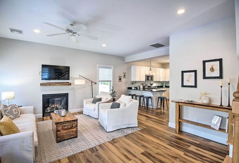 Stylish Arundel Cottage, 6 Mi To Dock Square!