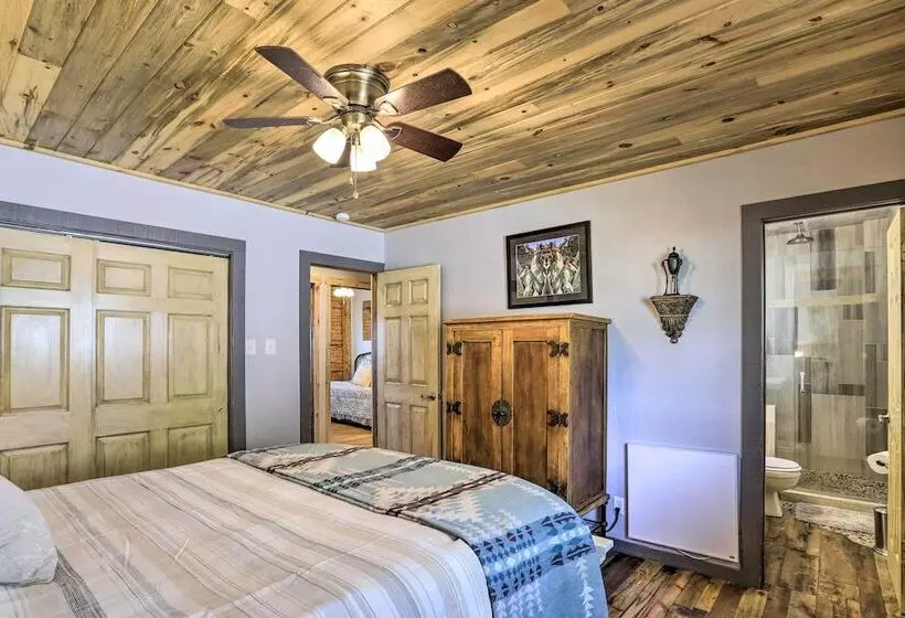 Tasteful Log Cabin Retreat On Lake Pagosa!