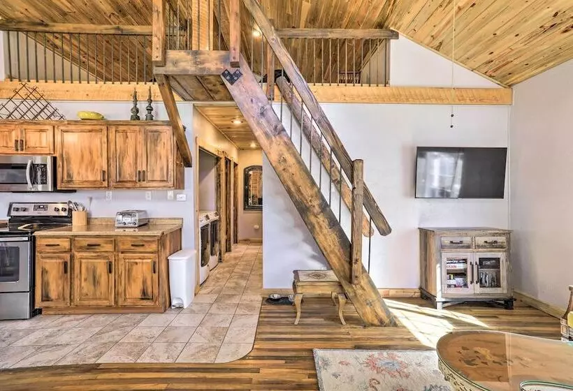 Tasteful Log Cabin Retreat On Lake Pagosa!
