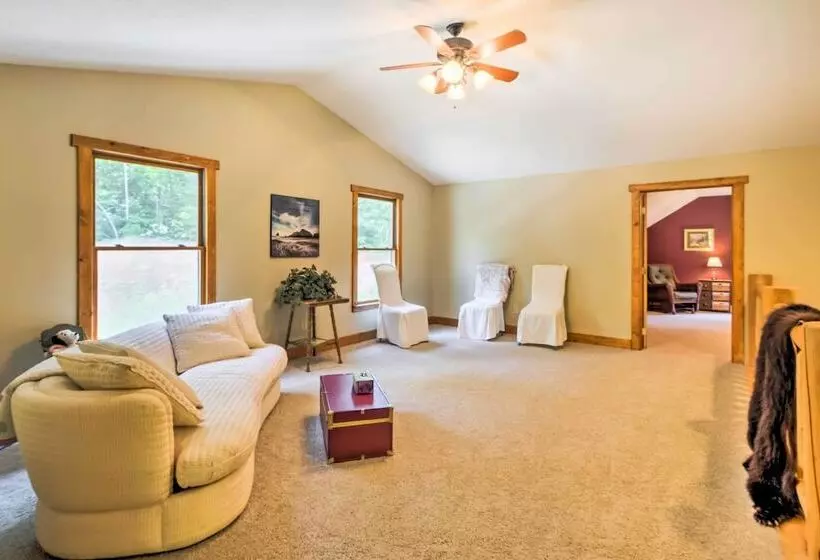 Tryon House W/ Hot Tub   Near Equestrian Centers!