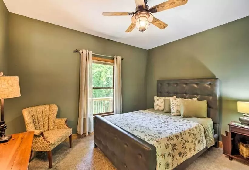 Tryon House W/ Hot Tub   Near Equestrian Centers!