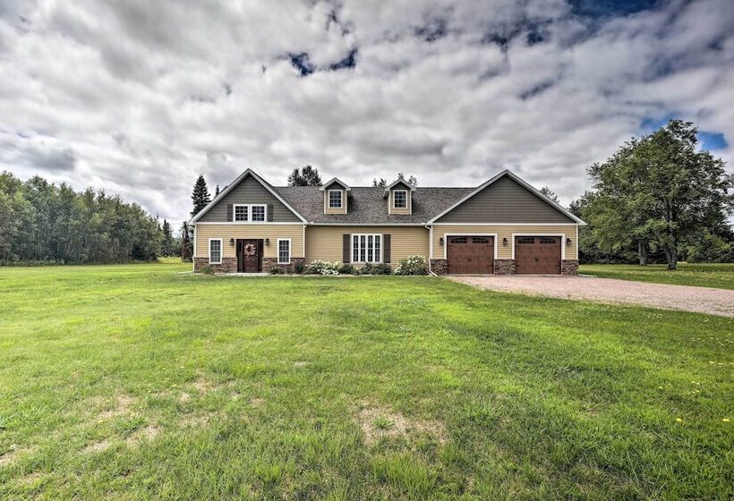 Upstate Hideaway W/ Hot Tub, 13 Mi To Malone!