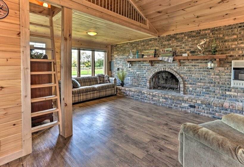 Waterfront Syracuse Home: Deck, Fire Pit & Kayaks