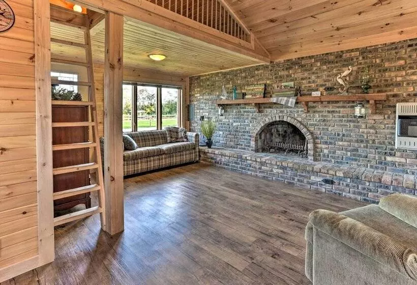 Waterfront Syracuse Home: Deck, Fire Pit & Kayaks