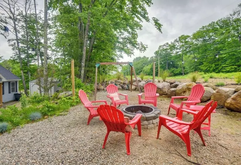 White Mountain Home Near Lakes & Kancamagus Hwy!