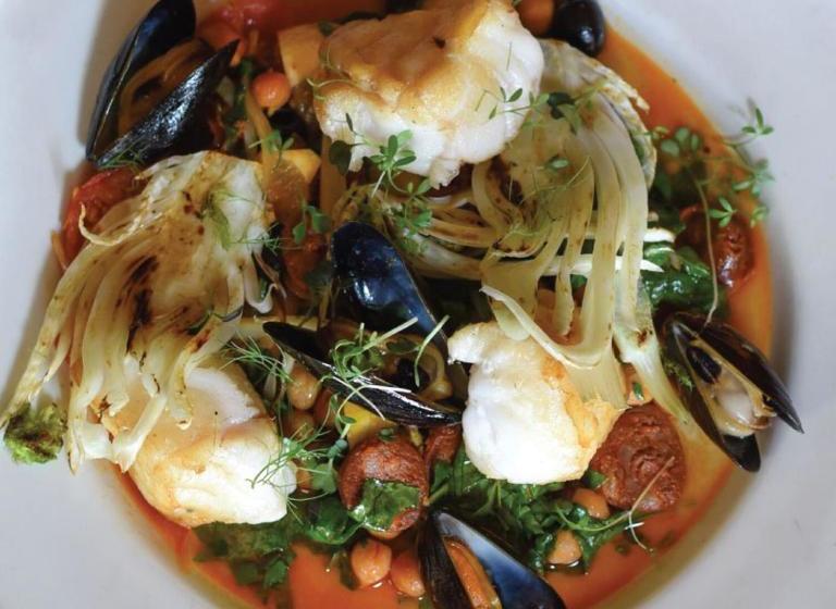 호스텔 An Cruiscin Lan