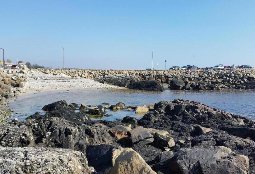 호스텔 An Cruiscin Lan