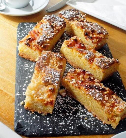 호스텔 An Cruiscin Lan