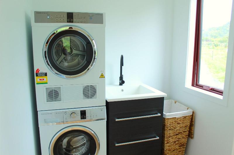 ユースホステル The Barn Cabins & Camp