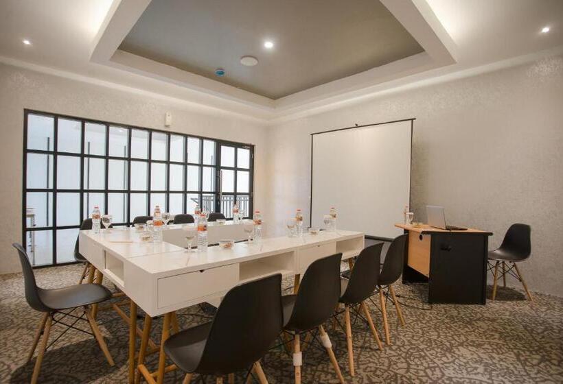 Allstay Ecotel Yogyakarta