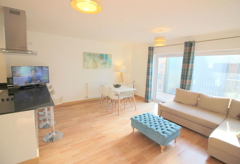 Grand Central Apartments By Paymán Club