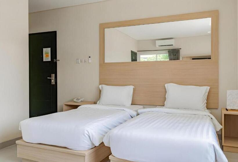 فندق Collection O Airport Kuta Bali