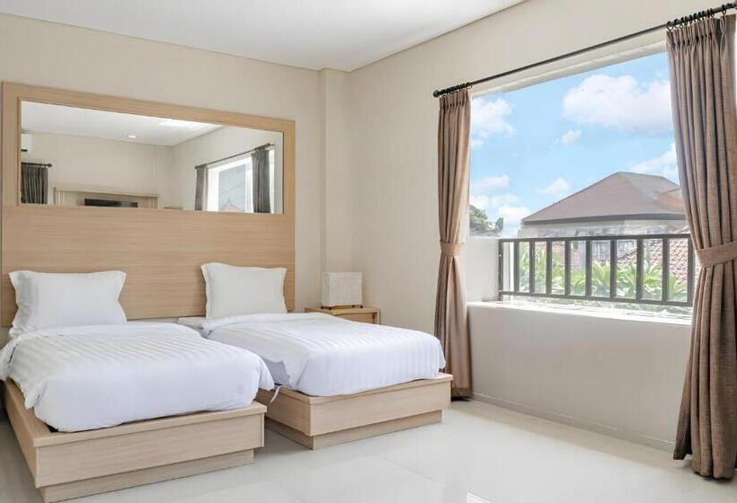 فندق Collection O Airport Kuta Bali