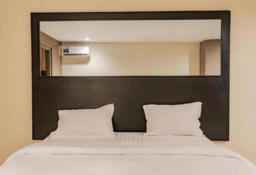 فندق Collection O Airport Kuta Bali