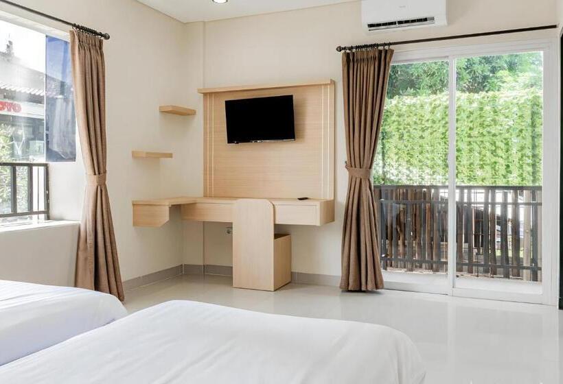 فندق Collection O Airport Kuta Bali