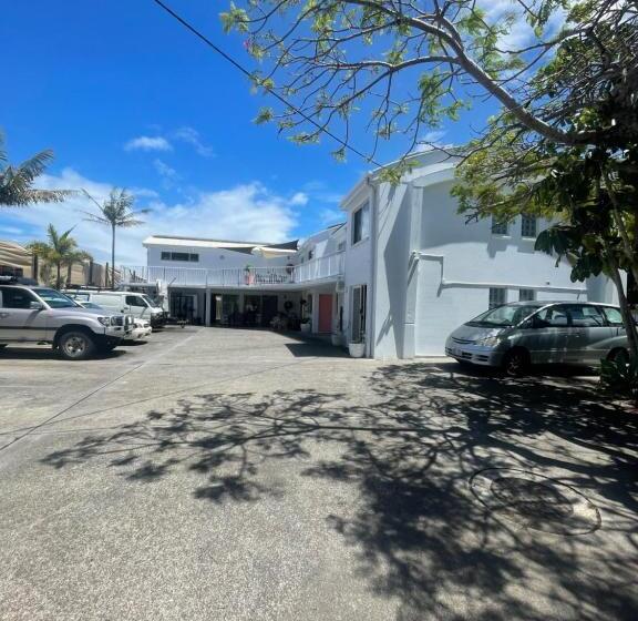 בית מלון כפרי Cali Backpackers