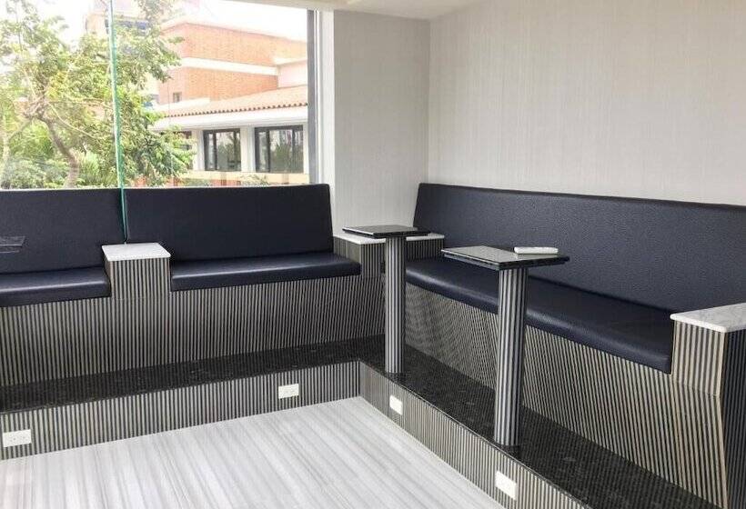 هتل کپسول Kenting My Home