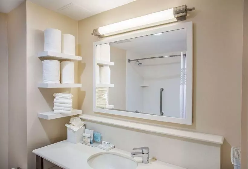 ホテル Hampton Inn & Suites Yonkers   Westchester