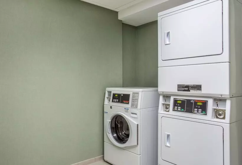 ホテル Hampton Inn & Suites Yonkers   Westchester