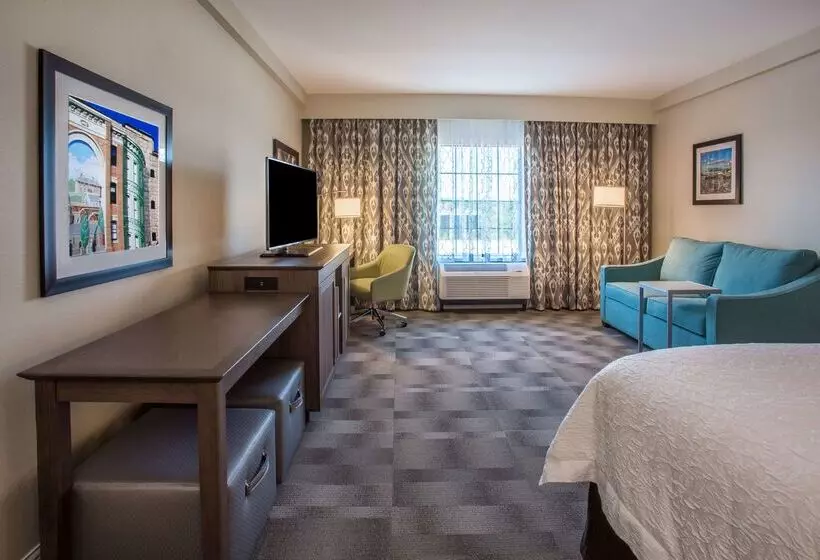 ホテル Hampton Inn & Suites Yonkers   Westchester
